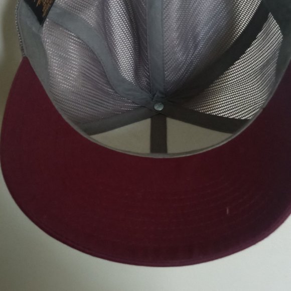 The Classics Yupoong Authentic Snapback Hawaii Trucker Baseball Hat Cap New - Picture 4 of 5